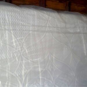 Mattress king size with two splits box springs